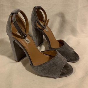 Steve Madden Blue Velvet Heels 7M